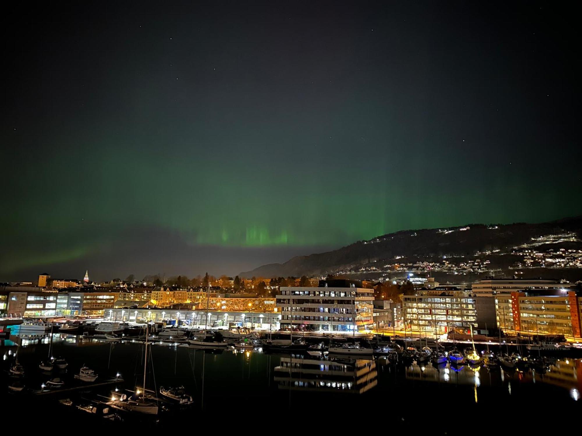 Nydelige Damsgardsveien, 3-Roms Moderne Leilighet! Bergen Luaran gambar